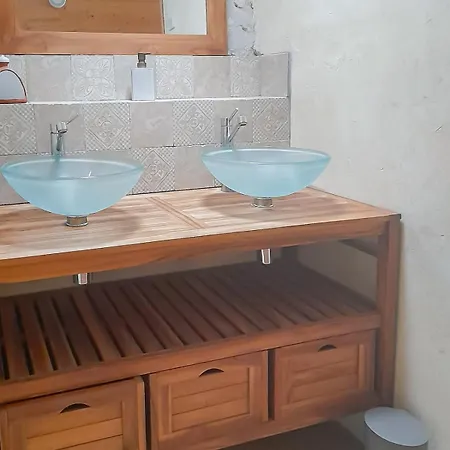 Renovated Charentaise House In The Vineyards * Floirac (Charente-Maritime)