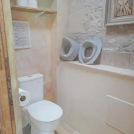 Renovated Charentaise House In The Vineyards