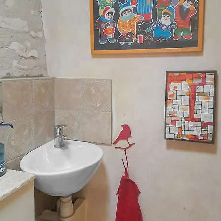 Apartment Renovated Charentaise House In The Vineyards